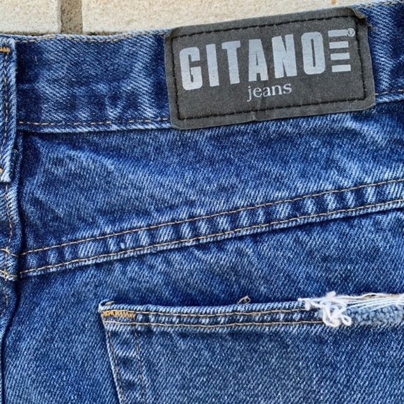 Vintage Gitano High Waisted Distressed Jean Shorts - Picture 6 of 8